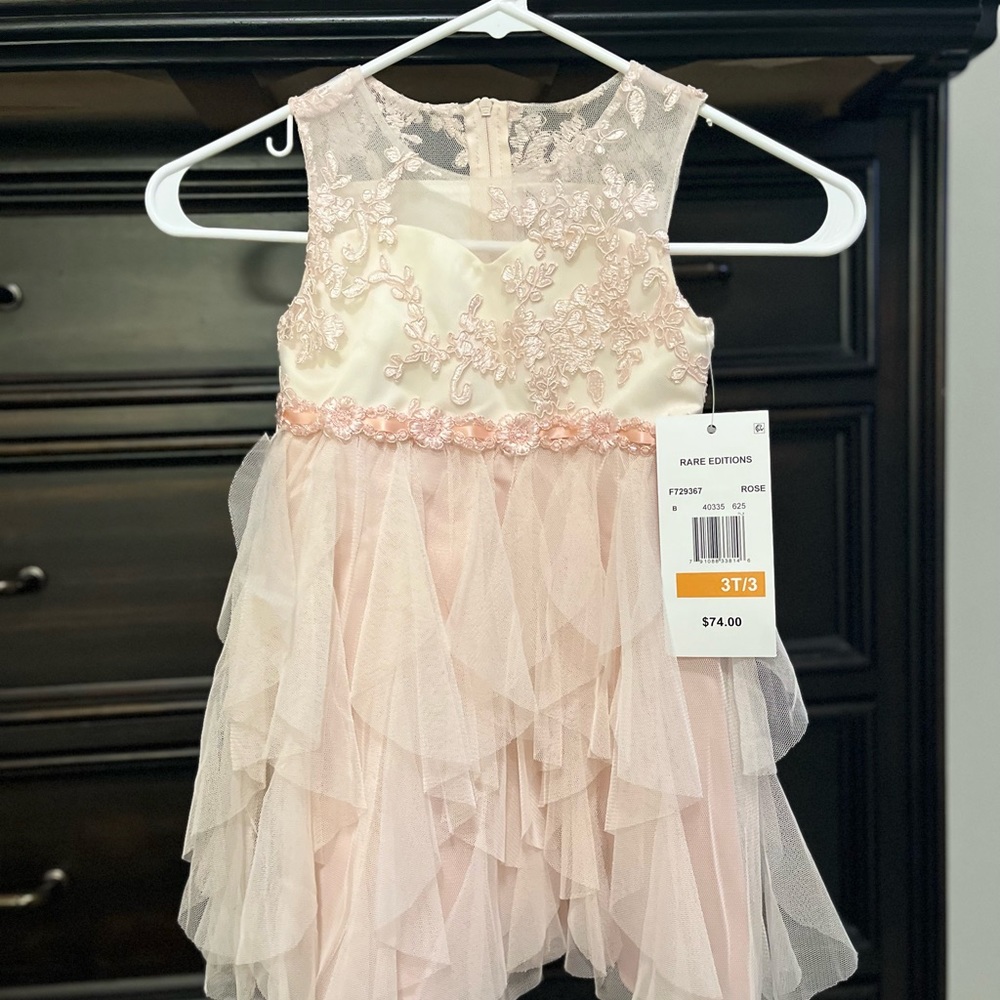 BRAND NEW gorgeous light pink dress.